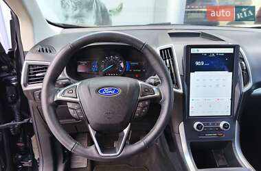 Внедорожник / Кроссовер Ford Edge 2022 в 