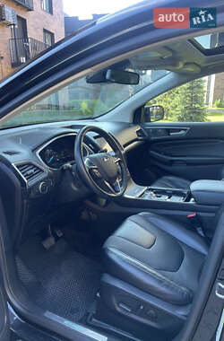 Внедорожник / Кроссовер Ford Edge 2020 в 