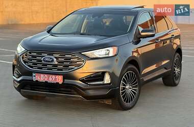 Внедорожник / Кроссовер Ford Edge 2020 в 