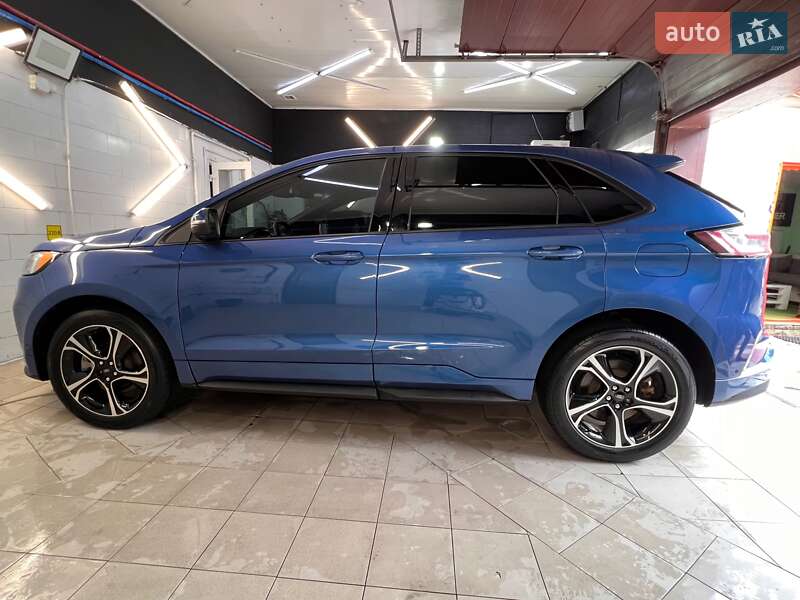 Внедорожник / Кроссовер Ford Edge 2020 в Киеве