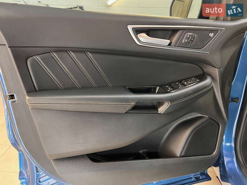 Внедорожник / Кроссовер Ford Edge 2020 в Киеве