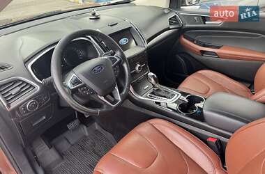 Внедорожник / Кроссовер Ford Edge 2016 в 