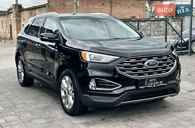 Внедорожник / Кроссовер Ford Edge 2019 в 