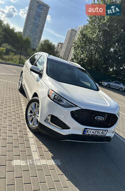 Внедорожник / Кроссовер Ford Edge 2020 в 