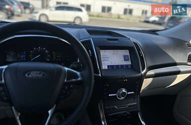 Внедорожник / Кроссовер Ford Edge 2020 в 