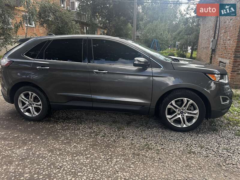 Внедорожник / Кроссовер Ford Edge 2018 в Ромнах