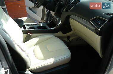 Внедорожник / Кроссовер Ford Edge 2021 в 