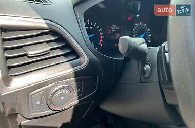 Внедорожник / Кроссовер Ford Edge 2018 в 
