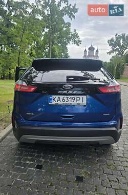 Внедорожник / Кроссовер Ford Edge 2022 в 