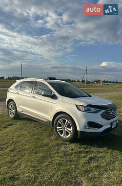 Внедорожник / Кроссовер Ford Edge 2019 в 