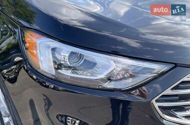 Внедорожник / Кроссовер Ford Edge 2022 в 
