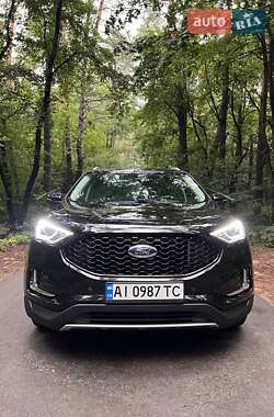 Внедорожник / Кроссовер Ford Edge 2019 в 
