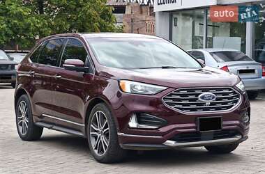 Внедорожник / Кроссовер Ford Edge 2019 в 