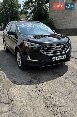 Внедорожник / Кроссовер Ford Edge 2019 в 