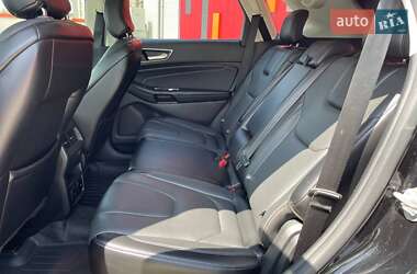 Внедорожник / Кроссовер Ford Edge 2018 в 