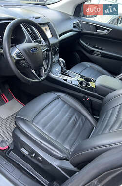 Внедорожник / Кроссовер Ford Edge 2017 в 
