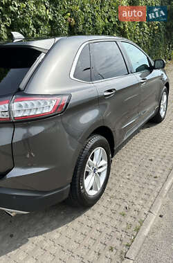 Внедорожник / Кроссовер Ford Edge 2018 в 