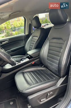 Внедорожник / Кроссовер Ford Edge 2018 в 
