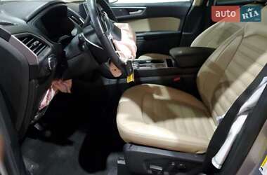 Внедорожник / Кроссовер Ford Edge 2022 в 
