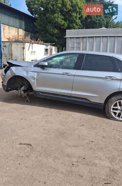 Внедорожник / Кроссовер Ford Edge 2022 в 