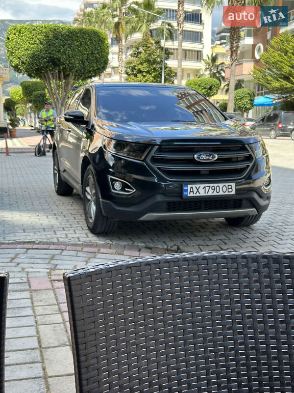 Позашляховик / Кросовер Ford Edge 2016 в Харкові