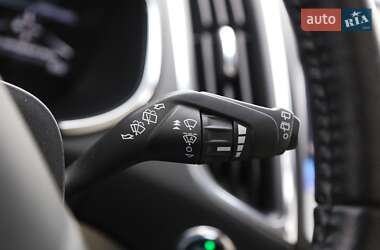 Внедорожник / Кроссовер Ford Edge 2019 в 