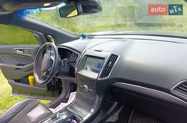 Внедорожник / Кроссовер Ford Edge 2018 в 