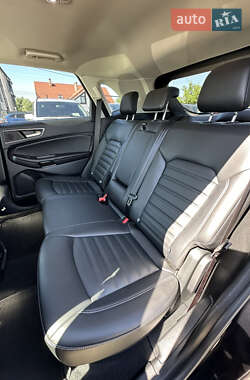 Внедорожник / Кроссовер Ford Edge 2022 в 