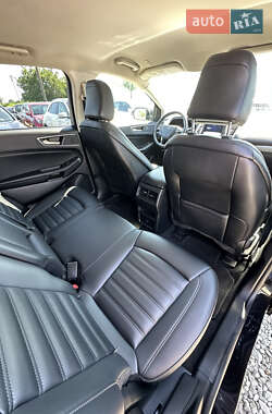 Внедорожник / Кроссовер Ford Edge 2022 в 