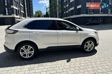 Внедорожник / Кроссовер Ford Edge 2017 в 