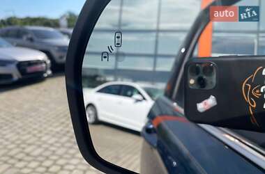Внедорожник / Кроссовер Ford Edge 2019 в 