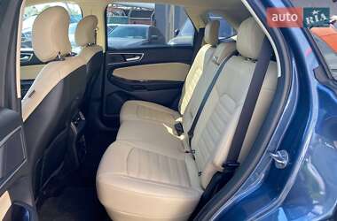 Внедорожник / Кроссовер Ford Edge 2019 в 