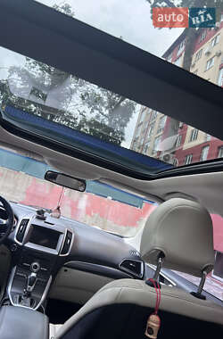 Позашляховик / Кросовер Ford Edge 2017 в 