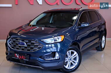 Внедорожник / Кроссовер Ford Edge 2018 в 