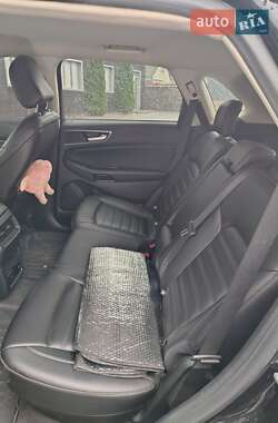 Внедорожник / Кроссовер Ford Edge 2020 в 