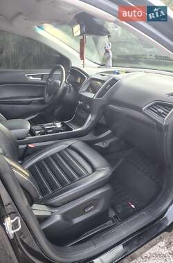 Внедорожник / Кроссовер Ford Edge 2020 в 