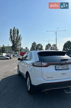 Внедорожник / Кроссовер Ford Edge 2016 в 