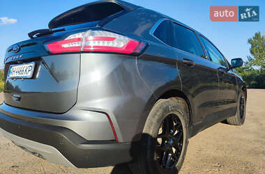 Внедорожник / Кроссовер Ford Edge 2021 в 