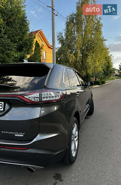 Внедорожник / Кроссовер Ford Edge 2017 в 