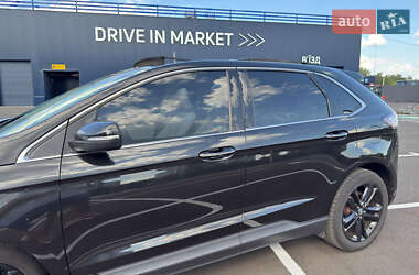 Внедорожник / Кроссовер Ford Edge 2015 в 