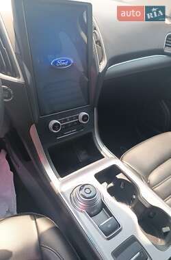 Внедорожник / Кроссовер Ford Edge 2021 в 