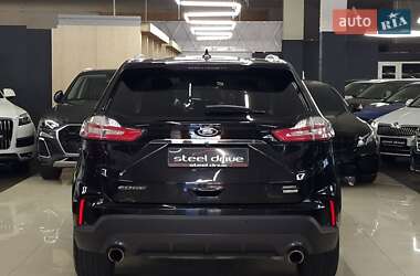 Внедорожник / Кроссовер Ford Edge 2020 в 