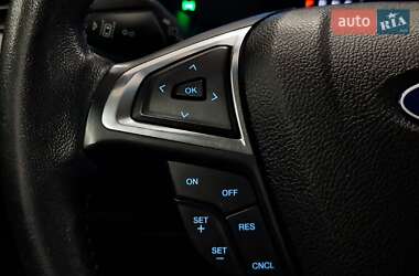 Внедорожник / Кроссовер Ford Edge 2020 в 