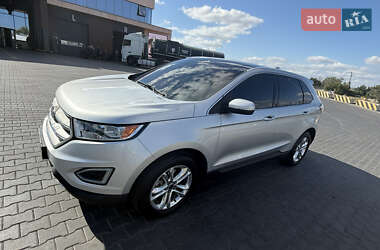 Внедорожник / Кроссовер Ford Edge 2016 в 
