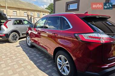 Внедорожник / Кроссовер Ford Edge 2019 в 