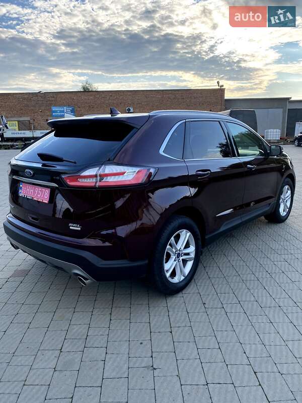 Внедорожник / Кроссовер Ford Edge 2019 в Владимире