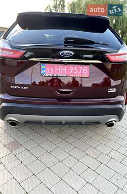 Внедорожник / Кроссовер Ford Edge 2019 в 