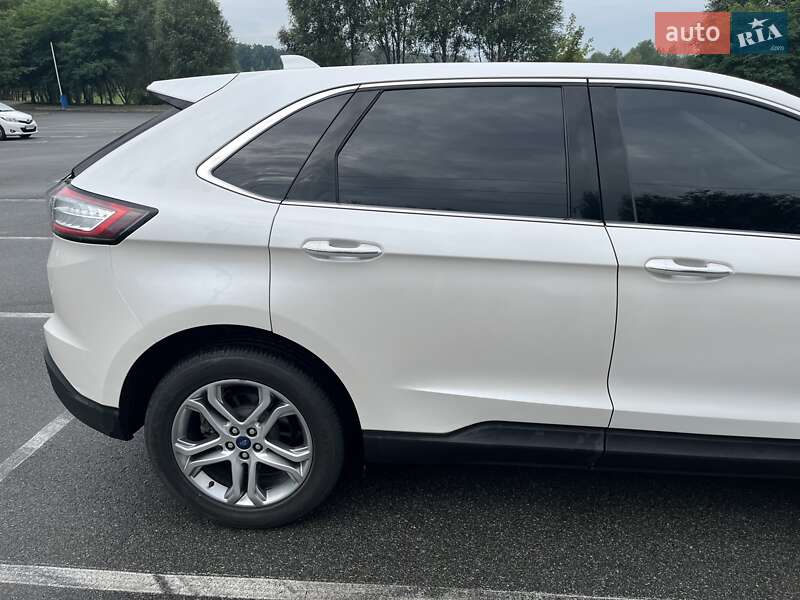 Позашляховик / Кросовер Ford Edge 2017 в Києві