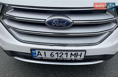 Внедорожник / Кроссовер Ford Edge 2017 в 