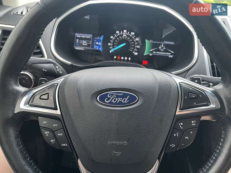 Позашляховик / Кросовер Ford Edge 2017 в Києві